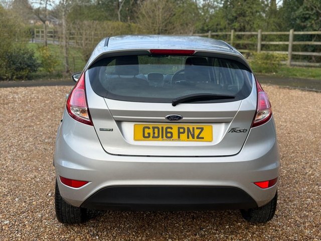 2016 FORD FIESTA - Photo 6