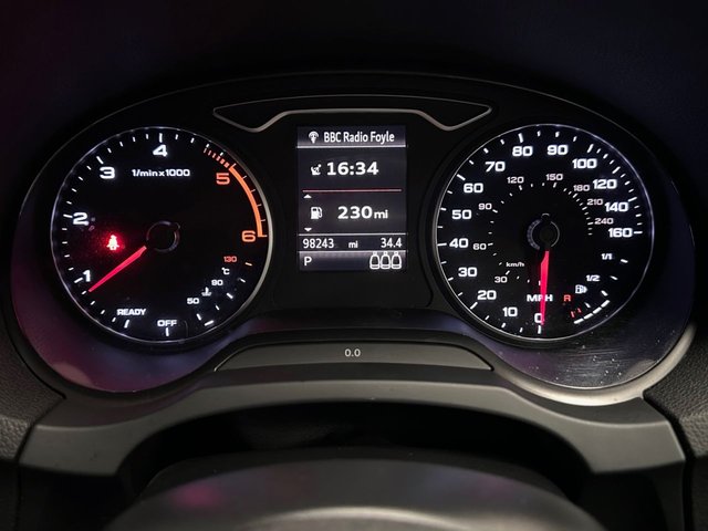 2017 AUDI A3 - Photo 8