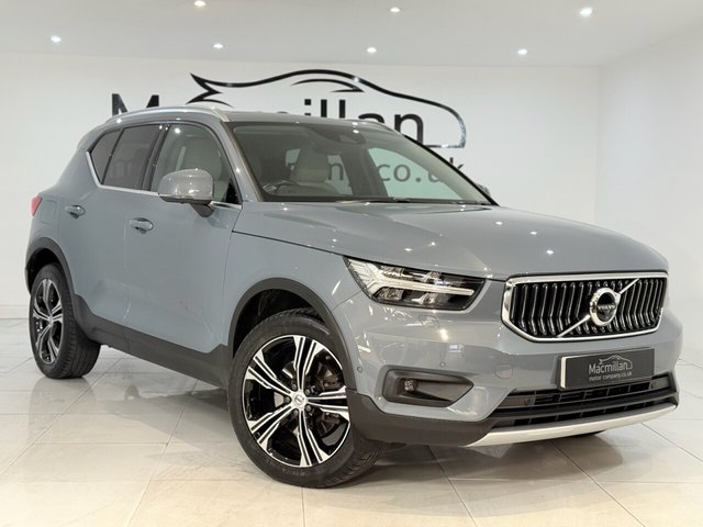 2019 VOLVO XC40 - Photo 4
