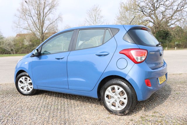 2015 HYUNDAI I10 - Photo 3
