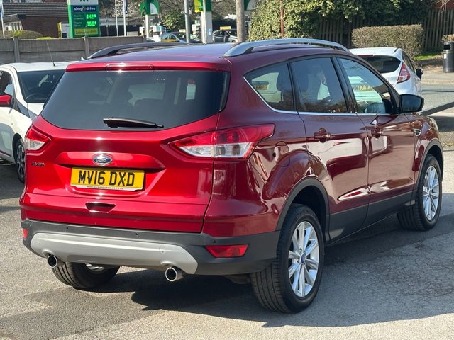 2016 FORD KUGA - Photo 4