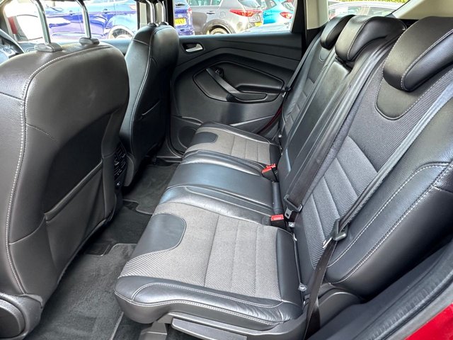 2016 FORD KUGA - Photo 9