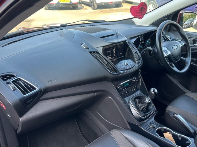 2016 FORD KUGA - Photo 10