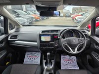 USED 2015 65 HONDA JAZZ 1.3 i-VTEC EX Navi Hatchback 5dr Petrol CVT Euro 6 (s/s) (102 ps) DAYTIME RUNNING LIGHTS+ PRIVACY GLASS+ PARKING SENSORS+ CRUISE CONTROL+ PADDLE SHIFTERS+ KEYLESS+ CLIMATE CONTROL+ REVERSING CAMERA+ SAT NAV+ DAB+ BLUETOOTH+ TRACTION CONTRAOL+ LANE KEEPING ASSIST+ USB+ FOLDING MIRRORS+ &pound;35 ROAD TAX+ 16 INCH ALLOY WHEEL+