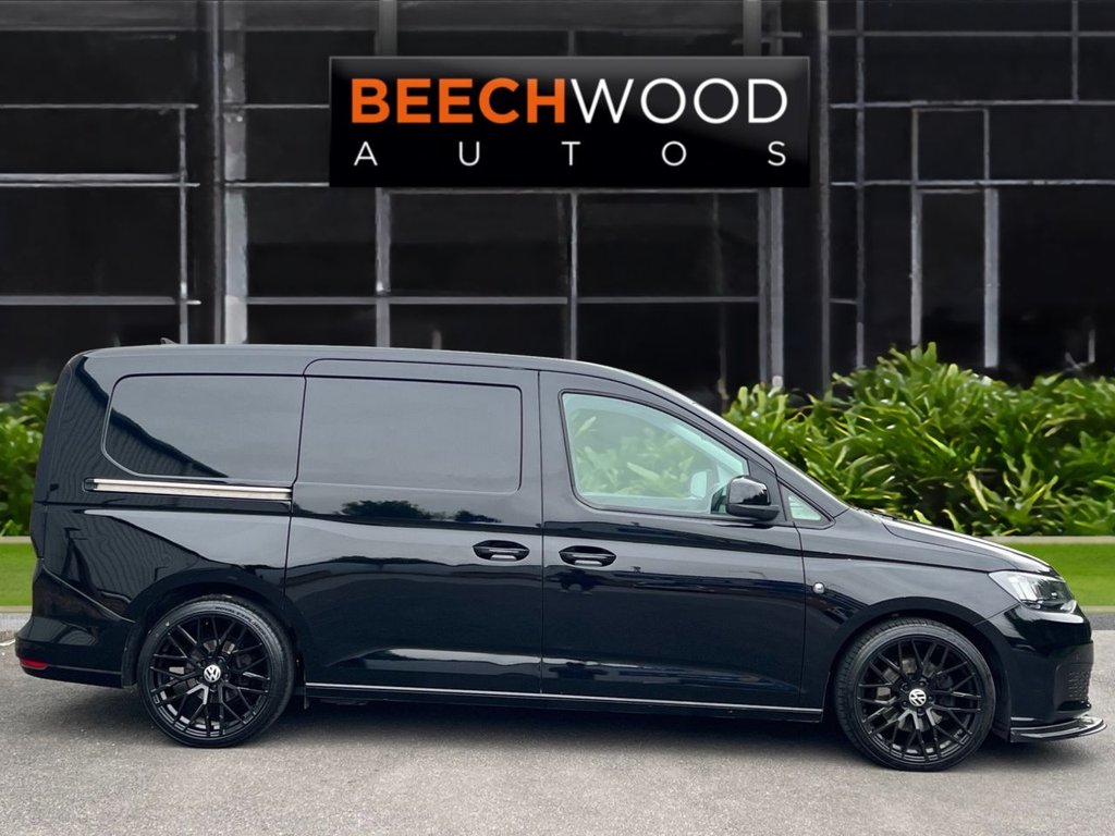 USED 2022 22 VOLKSWAGEN CADDY MAXI 2.0 TDI C20 Commerce Panel Van 6dr Diesel Manual LWB Euro 6 (s/s) (102 ps) TAILGATE / 19 INCH WHEELS