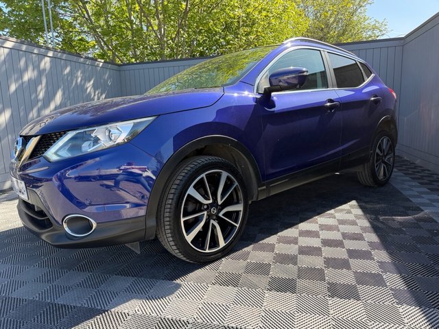 View our NISSAN QASHQAI
