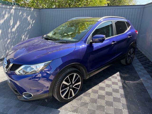 View our NISSAN QASHQAI