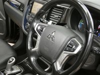 USED 2017 67 MITSUBISHI OUTLANDER 2.0h 12kWh 4hs SUV 5dr Petrol Plug-in Hybrid CVT 4WD Euro 6 (s/s) (200 ps) SUNROOF SAT NAV CAMERA LEATHER HEATED SEATS PARKING SENSORS 2 OWNERS 7 SERVICES TO 62K MILES SEPT 2025