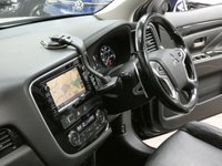 USED 2017 67 MITSUBISHI OUTLANDER 2.0h 12kWh 4hs SUV 5dr Petrol Plug-in Hybrid CVT 4WD Euro 6 (s/s) (200 ps) SUNROOF SAT NAV CAMERA LEATHER HEATED SEATS PARKING SENSORS 2 OWNERS 7 SERVICES TO 62K MILES SEPT 2025