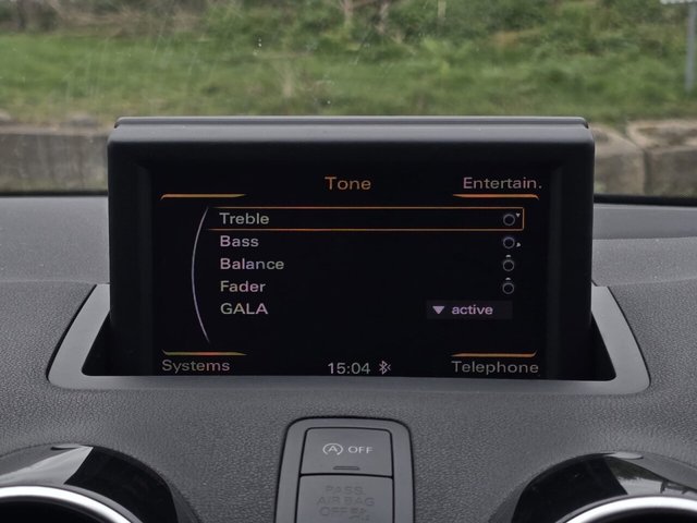 2013 AUDI A1 - Photo 10