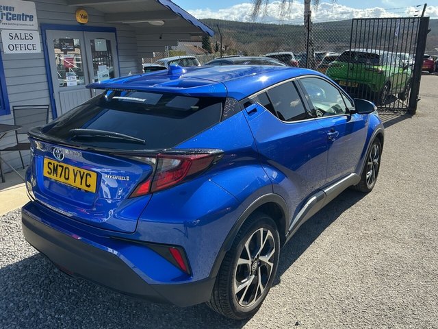 2021 TOYOTA C-HR - Photo 5