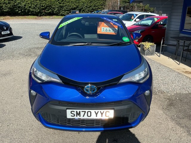 2021 TOYOTA C-HR - Photo 12