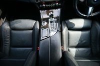 USED 2013 63 BMW 5 SERIES 2.0 520d M Sport Saloon 4dr Diesel Auto Euro 6 (s/s) (184 ps) SOPHISTO GREY METALLIC PAINTWORK + REVERSE CAMERA + HEATED SEATS