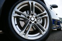 USED 2013 63 BMW 5 SERIES 2.0 520d M Sport Saloon 4dr Diesel Auto Euro 6 (s/s) (184 ps) SOPHISTO GREY METALLIC PAINTWORK + REVERSE CAMERA + HEATED SEATS