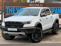 USED 2020 70 FORD RANGER 2.0 ECOBLUE RAPTOR PICKUP DOUBLE CAB 4DR DIESEL AUTO 4WD EURO 6 (S/S) (213 PS) NAV NO VAT - FULL SERVICE HISTORY - WET BELT JUST BEEN DONE - GENUINE  RAPTOR - EURO 6  - HPI CHECK ALL CLEAR - ULEZ / CAZ / LEZ COMPLIANT - AUTOMATIC - METTALIC WHITE PAINTWORK - DOUBLE CAB - SPORT SEATS - SAT NAV - REVERSE CAMERA - CRUISE CONTROL - HEATED SEATS - DUAL ZONE CLIMATE - AIR CONDITIONING - DAB / RADIO / BLUETOOTH - BI XENON HEADLIGHTS -  FINANCE AVAILABLE - ZERO DEPOSIT OFFERS - ALL VANS/CARS WELCOME IN PART-EXCHANGE, ANY AGE, ANY MILEAGE, ANY CONDITION