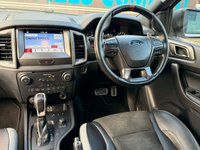 USED 2020 70 FORD RANGER 2.0 ECOBLUE RAPTOR PICKUP DOUBLE CAB 4DR DIESEL AUTO 4WD EURO 6 (S/S) (213 PS) NAV NO VAT - FULL SERVICE HISTORY - WET BELT JUST BEEN DONE - GENUINE  RAPTOR - EURO 6  - HPI CHECK ALL CLEAR - ULEZ / CAZ / LEZ COMPLIANT - AUTOMATIC - METTALIC WHITE PAINTWORK - DOUBLE CAB - SPORT SEATS - SAT NAV - REVERSE CAMERA - CRUISE CONTROL - HEATED SEATS - DUAL ZONE CLIMATE - AIR CONDITIONING - DAB / RADIO / BLUETOOTH - BI XENON HEADLIGHTS -  FINANCE AVAILABLE - ZERO DEPOSIT OFFERS - ALL VANS/CARS WELCOME IN PART-EXCHANGE, ANY AGE, ANY MILEAGE, ANY CONDITION