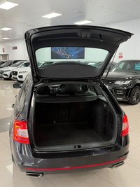 USED 2017 66 SKODA OCTAVIA 2.0 TDI vRS Estate 5dr Diesel Manual Euro 6 (s/s) (SNav) (184 ps) 1 FORMER KEEPER - 8 SERVICES