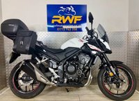 USED 2025 25 HONDA CB500F Hornet www.sellingyourbike.co.uk 