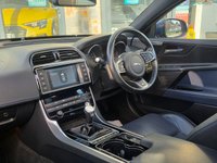 USED 2016 16 JAGUAR XE 2.0d R-Sport Saloon 4dr Diesel Manual Euro 6 (s/s) (180 ps) 6 MONTHS RAC WARRANTY 2 KEYS