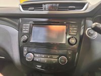 USED 2014 63 NISSAN QASHQAI 1.6 dCi Tekna SUV 5dr Diesel Manual 4WD Euro 5 (s/s) (130 ps) Panoramic Roof-Sat Nav-2 Keys