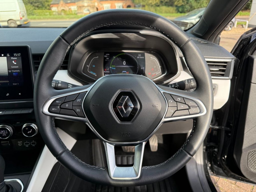 USED 2023 23 RENAULT CLIO 1.6 E-TECH Techno Hatchback 5dr Petrol Hybrid Auto Euro 6 (s/s) (145 ps) ABSOLUTELY STUNNING THROUGHOUT