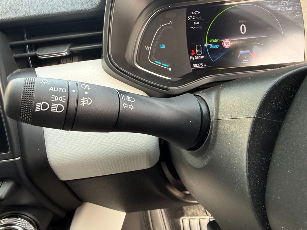 USED 2023 23 RENAULT CLIO 1.6 E-TECH Techno Hatchback 5dr Petrol Hybrid Auto Euro 6 (s/s) (145 ps) ABSOLUTELY STUNNING THROUGHOUT