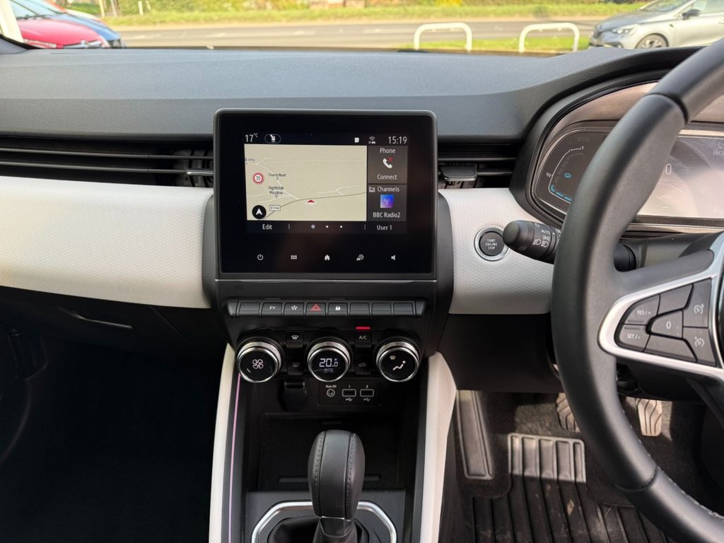 USED 2023 23 RENAULT CLIO 1.6 E-TECH Techno Hatchback 5dr Petrol Hybrid Auto Euro 6 (s/s) (145 ps) ABSOLUTELY STUNNING THROUGHOUT