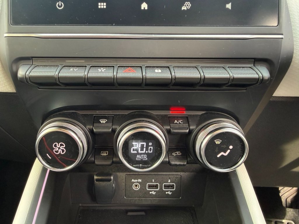 USED 2023 23 RENAULT CLIO 1.6 E-TECH Techno Hatchback 5dr Petrol Hybrid Auto Euro 6 (s/s) (145 ps) ABSOLUTELY STUNNING THROUGHOUT