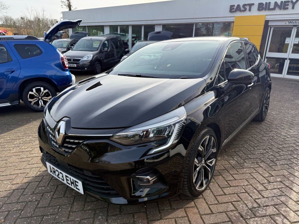 USED 2023 23 RENAULT CLIO 1.6 E-TECH Techno Hatchback 5dr Petrol Hybrid Auto Euro 6 (s/s) (145 ps) ABSOLUTELY STUNNING THROUGHOUT