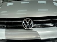USED 2010 60 VOLKSWAGEN TRANSPORTER SHUTTLE 2.0 TD T30 SE Minibus 4dr Diesel DSG L1 H1 (211 g/km, 138 bhp) 