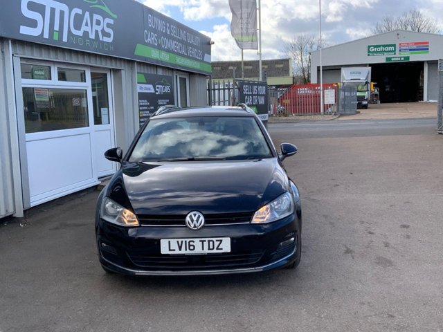 View our VOLKSWAGEN GOLF