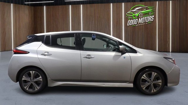 2018 NISSAN LEAF - Photo 5