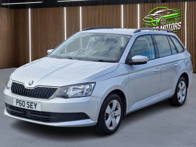 2015 SKODA FABIA - Photo 3