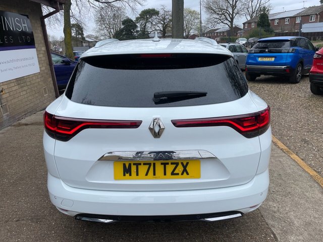 2022 RENAULT MEGANE - Photo 5