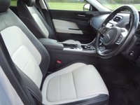 USED 2016 66 JAGUAR XE 2.0d R-Sport Saloon 4dr Diesel Auto Euro 6 (s/s) (180 ps) KEYLESS ENTRY AND POWER CLOSE BOOT 