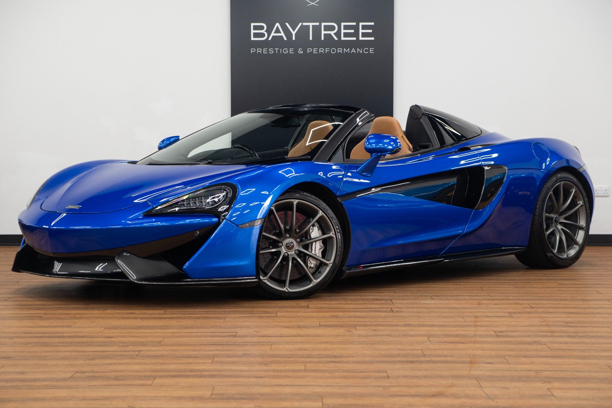 USED 2017 X MCLAREN 570S 3.8T V8 Spider 2dr Petrol SSG Euro 6 (s/s) (570 ps) 