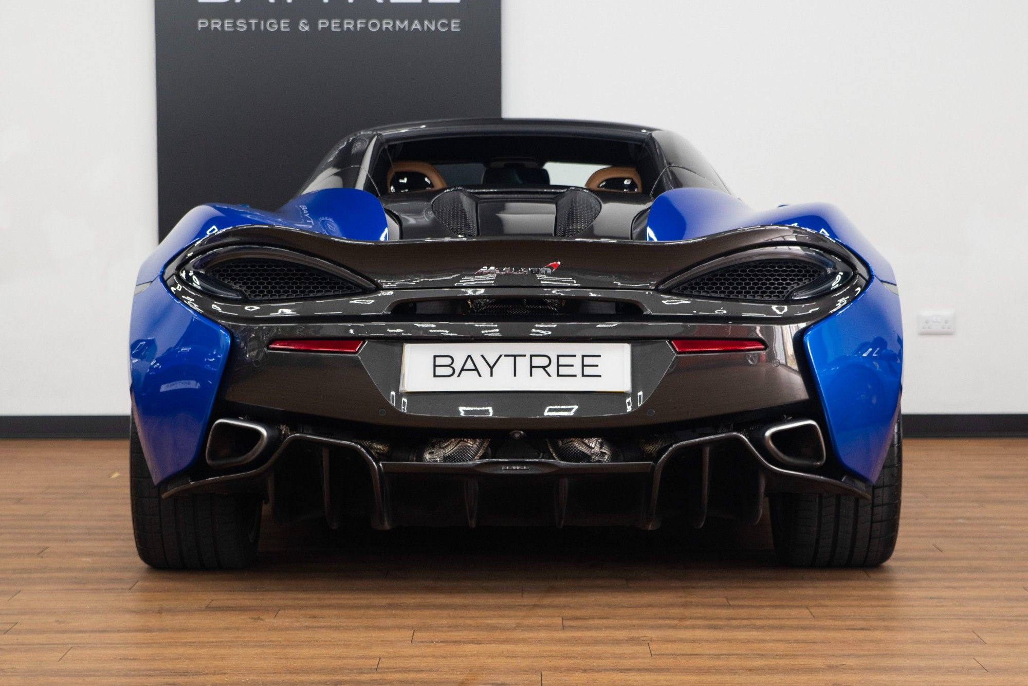 USED 2017 X MCLAREN 570S 3.8T V8 Spider 2dr Petrol SSG Euro 6 (s/s) (570 ps) 