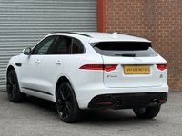 USED 2017 67 JAGUAR F-PACE 3.0 D300 V6 S SUV 5dr Diesel Auto AWD Euro 6 (s/s) (300 ps) WHITE+BLACKPACK+LOADED