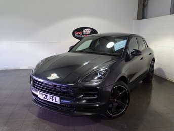 2020 PORSCHE MACAN