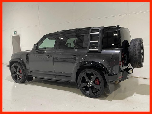 View our LAND ROVER DEFENDER 110