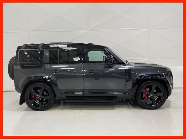 View our LAND ROVER DEFENDER 110