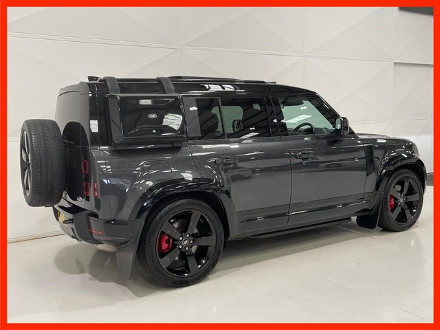 View our LAND ROVER DEFENDER 110