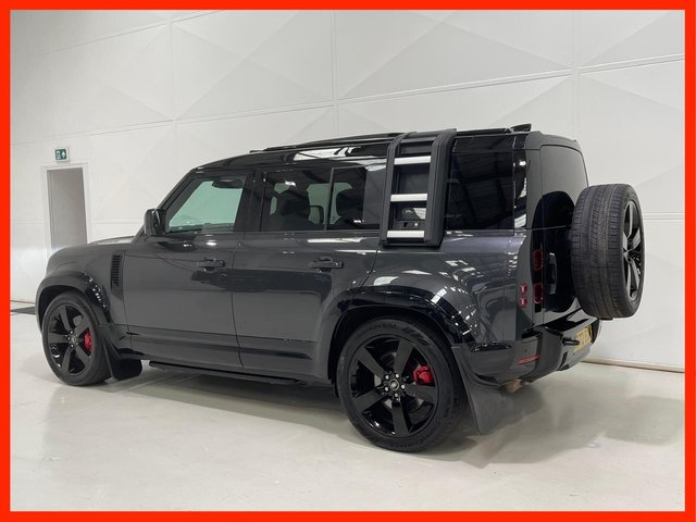 View our LAND ROVER DEFENDER 110