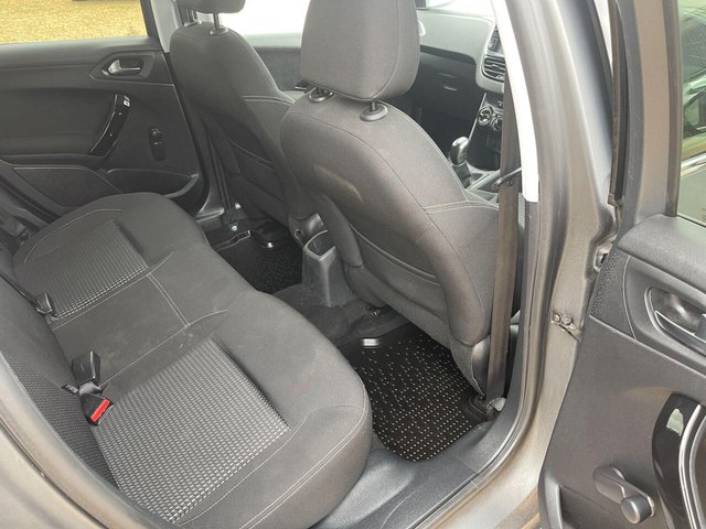 2016 PEUGEOT 208 - Photo 10