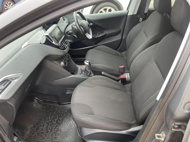 2016 PEUGEOT 208 - Photo 12