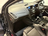 USED 2014 14 FORD FOCUS 2.0T EcoBoost ST-3 Hatchback 5dr Petrol Manual Euro 5 (s/s) (250 ps) Air conditioning / Climate-Full leather Recaro-DAB Radio-Privacy-Park sensors-18