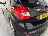 USED 2014 14 FORD FOCUS 2.0T EcoBoost ST-3 Hatchback 5dr Petrol Manual Euro 5 (s/s) (250 ps) Air conditioning / Climate-Full leather Recaro-DAB Radio-Privacy-Park sensors-18