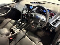 USED 2014 14 FORD FOCUS 2.0T EcoBoost ST-3 Hatchback 5dr Petrol Manual Euro 5 (s/s) (250 ps) Air conditioning / Climate-Full leather Recaro-DAB Radio-Privacy-Park sensors-18
