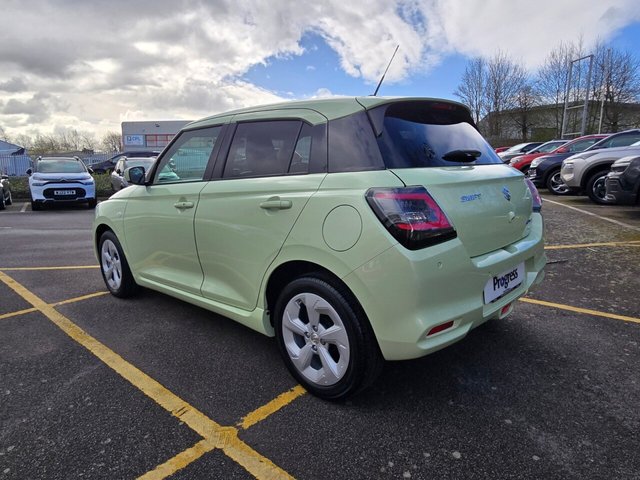 2025 SUZUKI SWIFT - Photo 8
