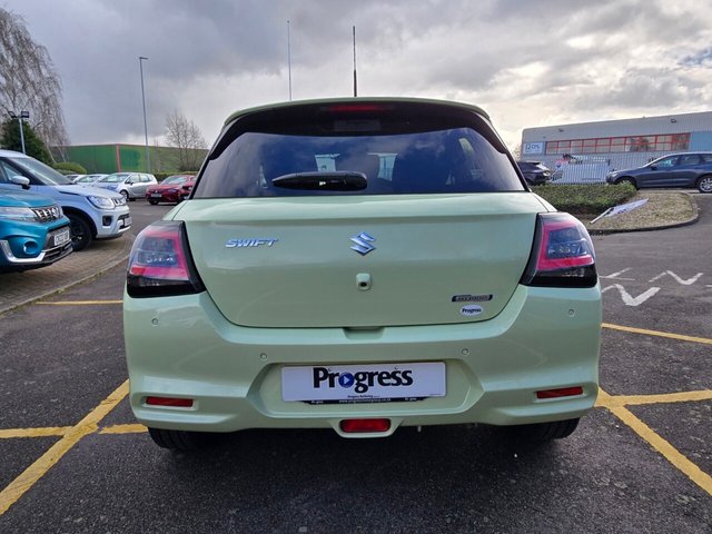 2025 SUZUKI SWIFT - Photo 9